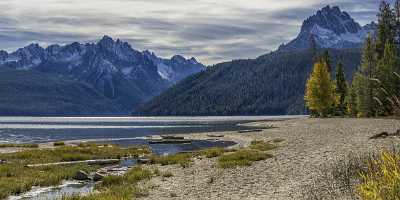 Stanley Idaho Redfish Lake Mountain Grass Valley Forest Stock Photos Fine Art Printing Town Snow - 022249 - 09-10-2017 - 21367x6815 Pixel Stanley Idaho Redfish Lake Mountain Grass Valley Forest Stock Photos Fine Art Printing Town Snow Creek Coast Nature Sky Beach Stock Pictures Western Art Prints...