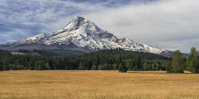 Parkdale Mount Hood National Forest Oregon Grass Snow Ice Leave Fine Art Giclee Printing - 022390 - 06-10-2017 - 19434x7930 Pixel Parkdale Mount Hood National Forest Oregon Grass Snow Ice Leave Fine Art Giclee Printing Fine Art Photography Prints Fine Art Print Image Stock Fine Art...
